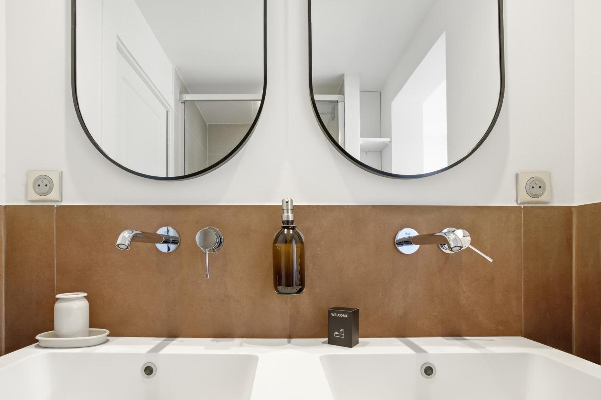 Magnifique 3 Pieces - Proximite Place Des Lices Avec Parking Сен-Тропе Экстерьер фото
